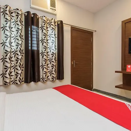 Oyo 17161 Mahalaxmi 2*