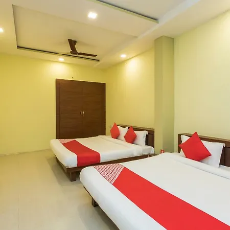 Hotel Oyo 17161 Mahalaxmi Ujjain