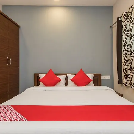 Oyo 17161 Mahalaxmi Hotel 2*